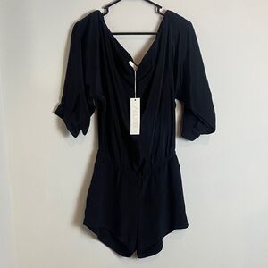 NWT Alexis Priscilla Black Silk BoatNeck 3/4 Sleeve Romper Women's M
